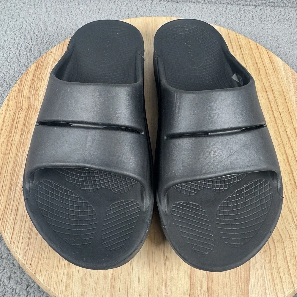 Oofos Ooahh Mens‎ 8 Womens 10 Black Slide Sandals Recovery Orthopedic Slip On